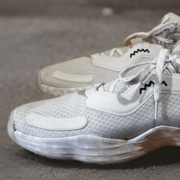 Adidas Hoops F21/S22-TN 21/066 D.1-3. Men 19 US White main image 7